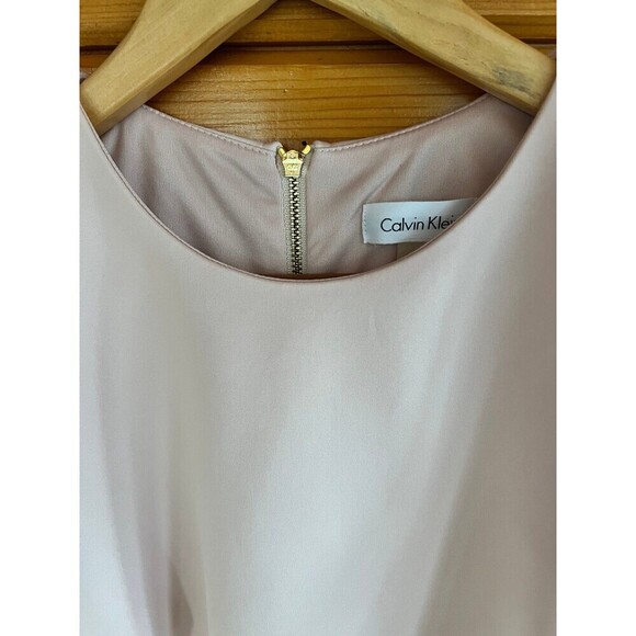 CALVIN KLEIN COLD SHOULDER PINK LINED DRESS SZ 8 - Picture 2 of 5